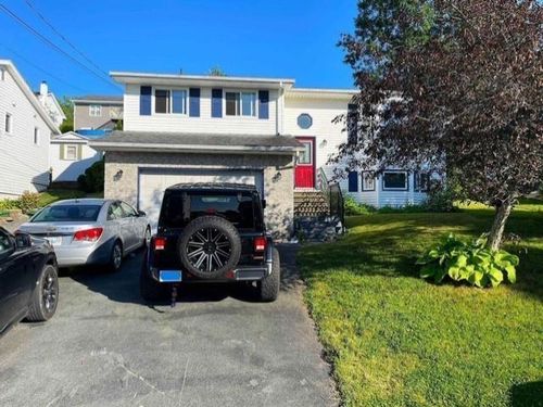 31 Yerevan Dr, Lower Sackville, NS, B4C4A9 | Card Image
