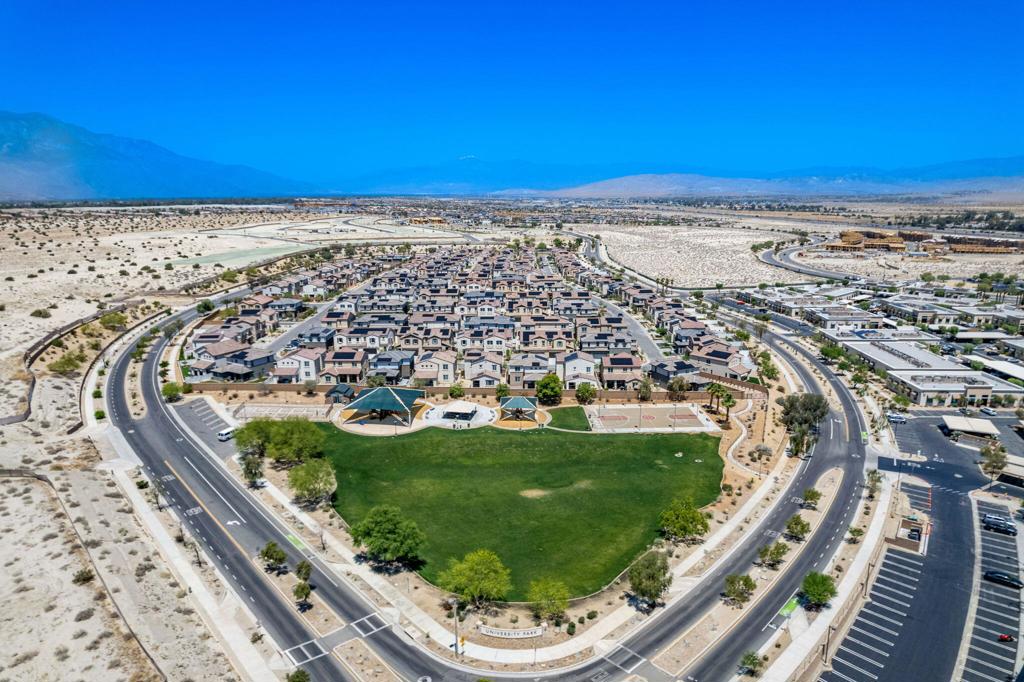 Residential in Palm Desert 3
