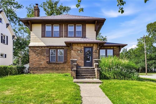 69 Wandle Ave, Bedford, OH, 44146-2609 | Card Image