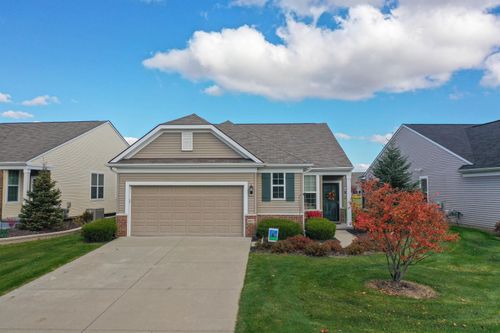 9411 Saint Andrews Dr, Grand Blanc, MI, 48439-2665 | Card Image