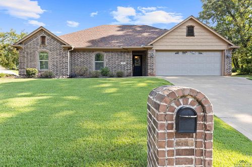 113 Little John St, White Oak, TX, 75693-2113 | Card Image
