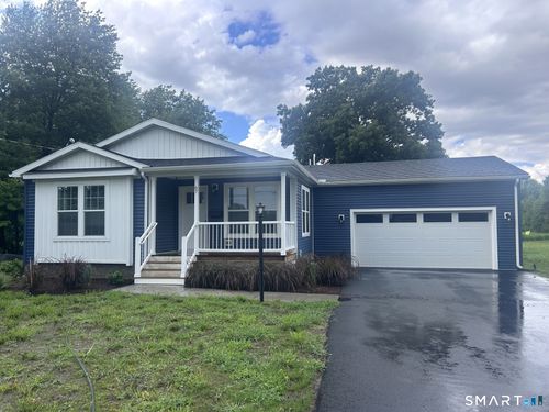 67 Middle Rd, Enfield, CT, 06082-4546 | Card Image