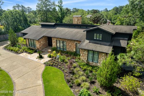 106 Bedford Road, Hattiesburg, MS, 39402 | Card Image