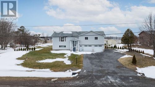 4318 County Rd 6, Yarker, ON, K0K3N0 | Card Image