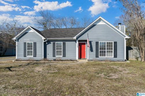 138 Cedar Bend Dr, Helena, AL, 35080-3327 | Card Image