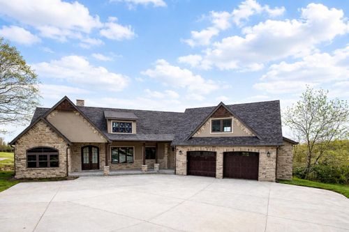 204 Pebble Beach Dr, Branson, MO, 65616-4502 | Card Image