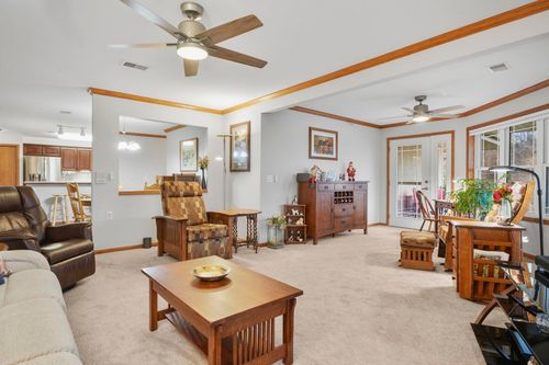 304-410 New Age Circle, Verona, WI, 53593 | Card Image