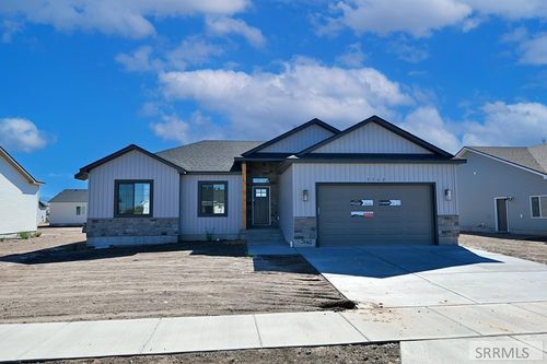 3162 Peacock Ln, Ammon, ID, 83406-1004 | Card Image