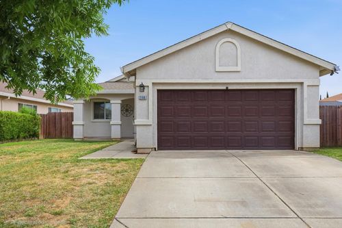 2168 Roberta Ave, Marysville, CA, 95901-8046 | Card Image