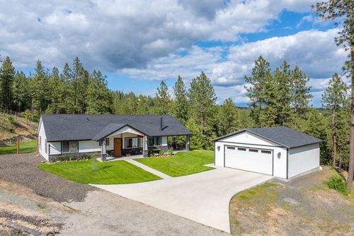 5475 Peggy Way, Deer Park, WA, 99006-9387 | Card Image