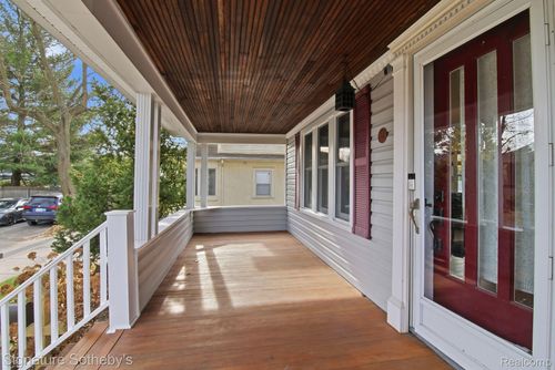 923 Center St, Royal Oak, MI, 48067-1713 | Card Image