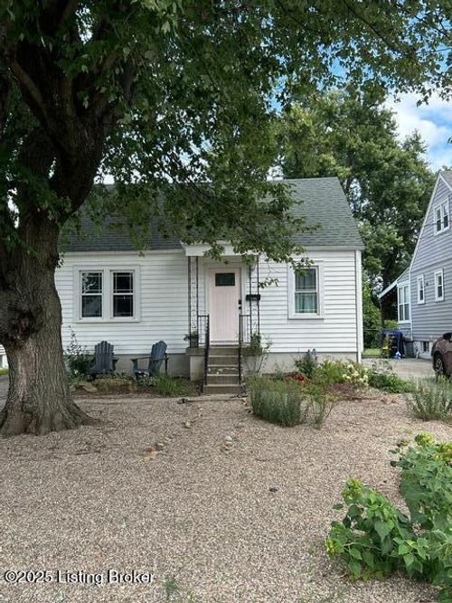 2709 Delor Ave, Louisville, KY, 40217-2001 | Card Image