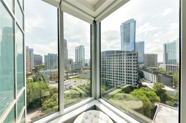 APT-1507 - 3338 Peachtree Rd Ne, Condo with 2 bedrooms, 2 bathrooms and 2 parking in Atlanta GA | Image 27