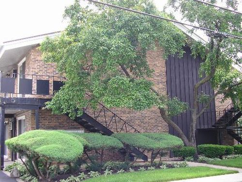 apt-206n-3723 Ruby St, Schiller Park, IL, 60176-2481 | Card Image