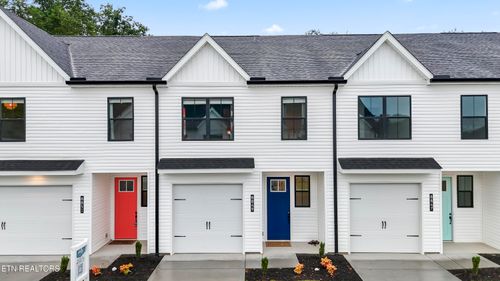 8849 Chapman Trace Way, Knoxville, TN, 37920-3345 | Card Image