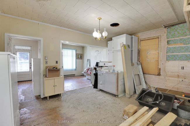 211 St Philippe St, House other with 2 bedrooms, 0 bathrooms and 1 parking in Alfred ON | Image 9