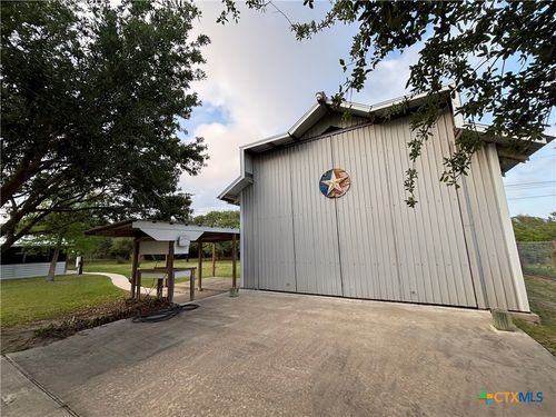 62 Wilburn St, Port O Connor, TX, 77982-2249 | Card Image