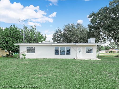 2736 Nautilus Dr, Avon Park, FL, 33825-8588 | Card Image