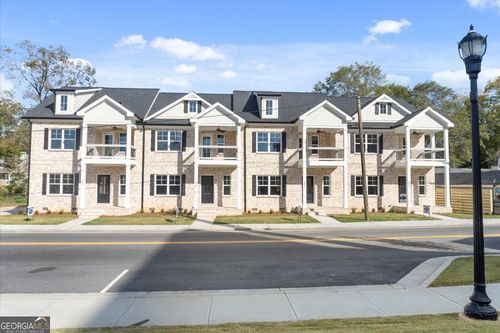 321 S Madison Ave, Monroe, GA, 30655-1613 | Card Image