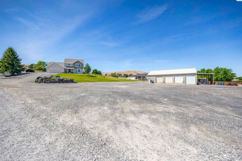 504 W Wagon Wheel Pr Nw, Benton City, WA, 99320-8660 | Card Image