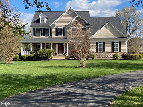 36547 Innisbrook Cir, Purcellville, VA, 20132-9012 | Card Image