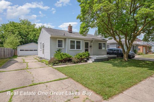 3423 Court St, Saginaw, MI, 48602-3337 | Card Image