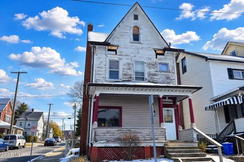 801 3rd Ave, Altoona, PA, 16602-3701 | Card Image