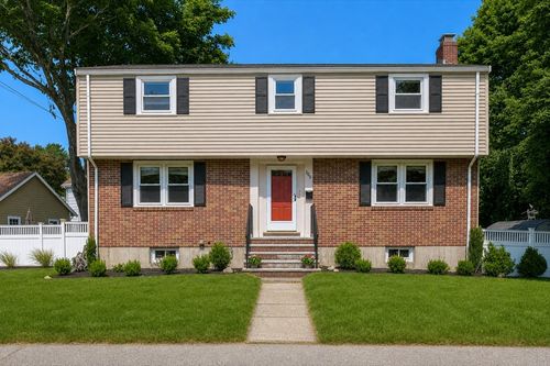 209 Prospect St, Norwood, MA, 02062-1558 | Card Image