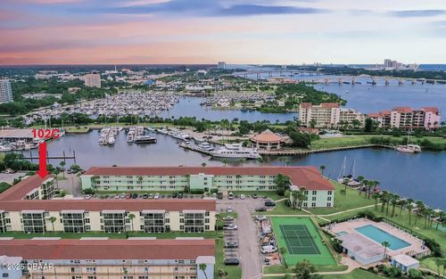 102c-717 S Beach St, Daytona Beach, FL, 32114-5420 | Card Image