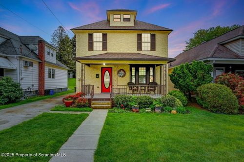 614 Edgar St, Throop, PA, 18512-1310 | Card Image