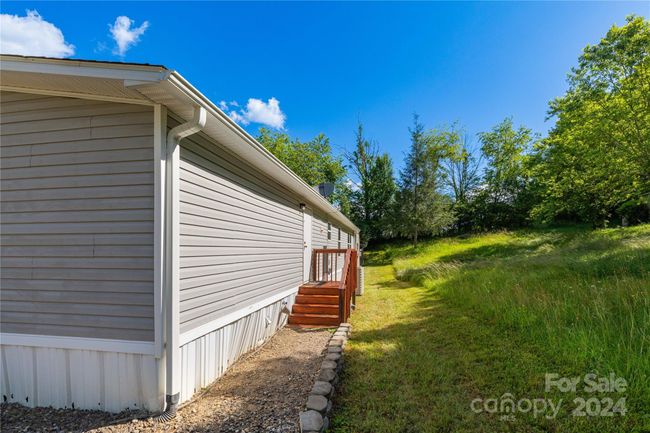 4 Sweet Birch Dr, House other with 3 bedrooms, 2 bathrooms and null parking in Alexander NC | Image 4