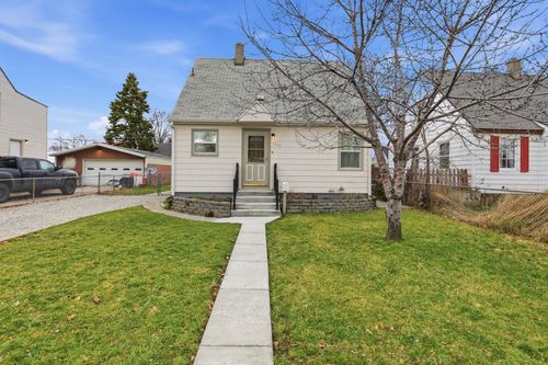 1627 E Lacrosse Ave, Spokane, WA, 99207-4415 | Card Image