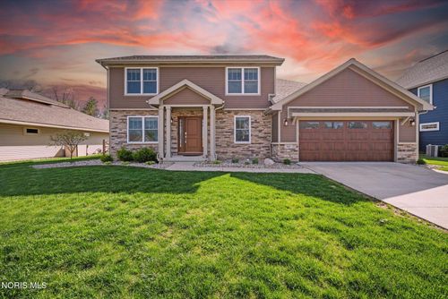 947 Heather Ct, Bowling Green, OH, 43402-9820 | Card Image