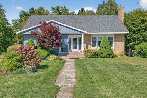 335 Newlands Ave, Sydney, NS, B1S1Z3 | Card Image