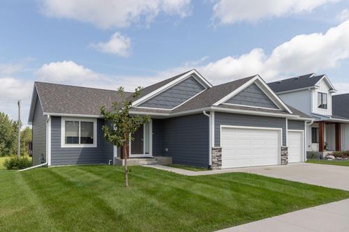 603 10th St Ne, Kasson, MN, 55944-2611 | Card Image