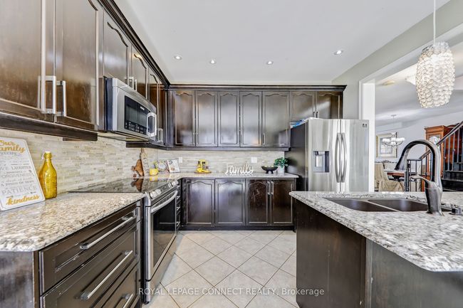 936 Langford St, House other with 5 bedrooms, 4 bathrooms and 4 parking in Oshawa ON | Image 12