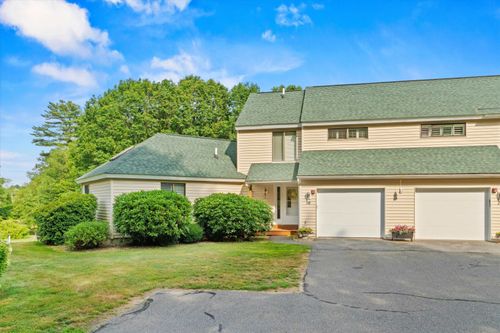 16-16 Ironwood Ln, Atkinson, NH, 03811-2706 | Card Image