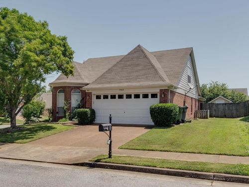 2806 Misty Valley Dr, Arlington, TN, 38002-6101 | Card Image