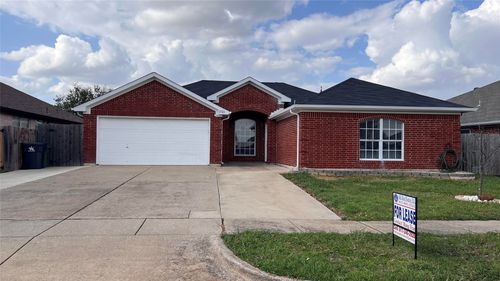 1521 Brookleaf Dr, Arlington, TX, 76018-3057 | Card Image