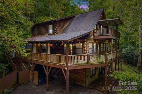 340 Henry Dingus Way, Maggie Valley, NC, 28751-8852 | Card Image