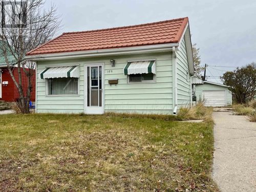 179 1st St, Dryden, ON, P8N2S8 | Card Image