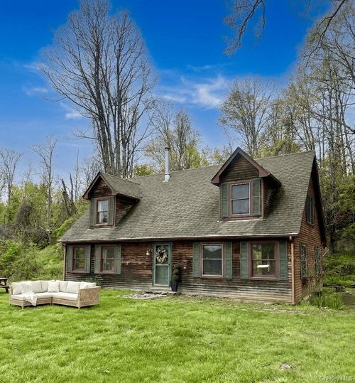 690 Route 311, Patterson, NY, 12563-2606 | Card Image