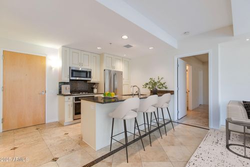 5004-7167 E Rancho Vista Dr, Scottsdale, AZ, 85251-1496 | Card Image