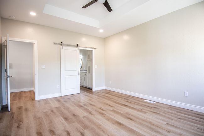 1828 Pinnacle Pt, Condo with 3 bedrooms, 2 bathrooms and null parking in HOLTS SUMMIT MO | Image 18