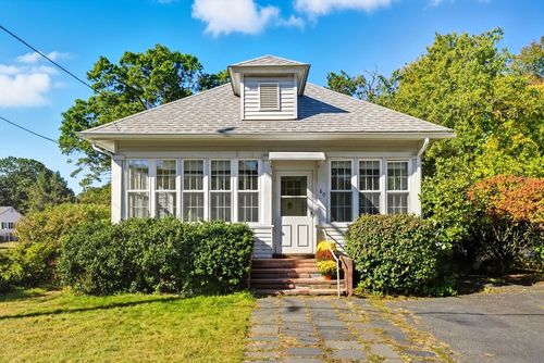 60 Barrison St, Springfield, MA, 01109-2027 | Card Image