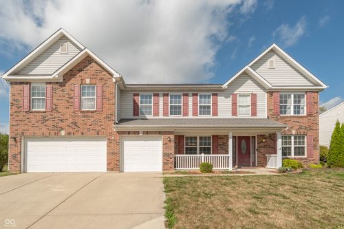 1810 Salina Dr, Avon, IN, 46123-9103 | Card Image