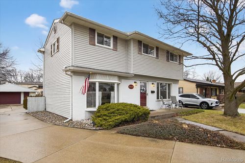 9640 Dudley St, Taylor, MI, 48180-3743 | Card Image