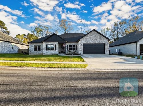 17 Denali Ln, Cabot, AR, 72023-5500 | Card Image