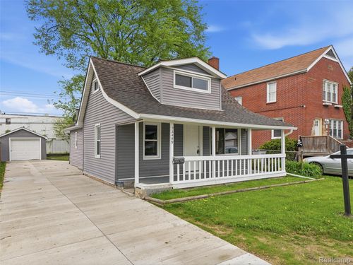 23449 Carlisle Ave, Hazel Park, MI, 48030-1466 | Card Image