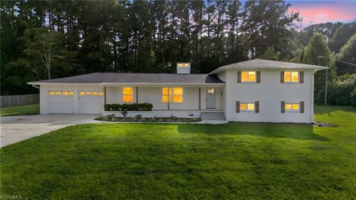 1412 Youngs Mill Rd, Greensboro, NC, 27406-9066 | Card Image